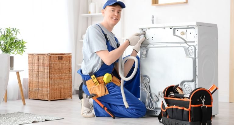 شركة تبوك للصيانة | صيانة الأعطال الكهربائية والميكانيكية للغسالات في تبوك | اتصل الآن على 0562817815